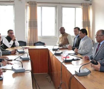 गणतन्त्र पक्षधर विपक्षी दलहरू सिंहदरबारमा, बैठक जारी