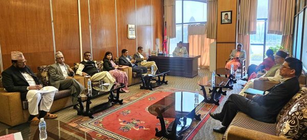 संसद्को गतिरोध अन्त्यका लागि राष्ट्रियसभाका अध्यक्ष पनि छलफलमा
