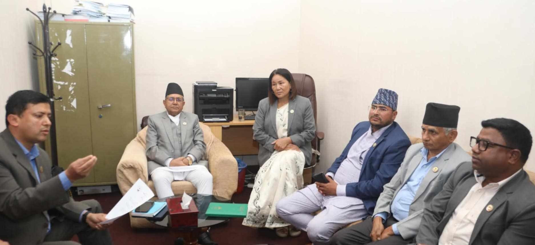 संसद् अवरोध खुलाउन छलफलमा सभामुख, प्रतिपक्षीको अडान कायमै