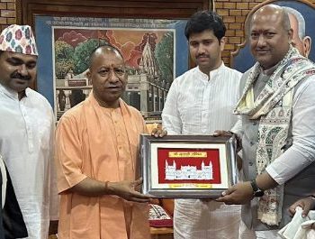 सङ्घलाई सुइको नदिइ मधेसका मुख्यमन्त्री पुगे योगीलाई भेट्न