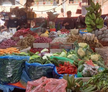 गोलभेँडा प्रतिकिलो २२ देखि ५० सम्म, अदुवा १००