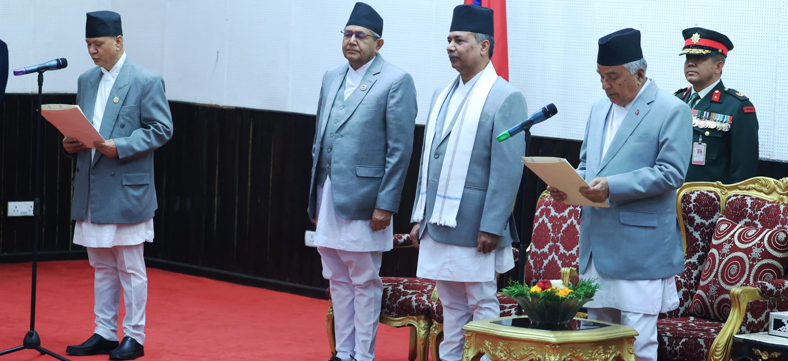 शिक्षामन्त्री रघुजी पन्तले लिए शपथ