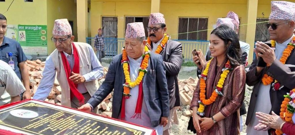 भारत सरकारको आर्थिक सहयोगमा श्री पञ्चायत माध्यमिक विद्यालयको विद्यालय भवन निर्माणको शिलान्यास