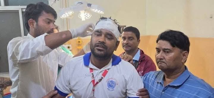 वीरगञ्जमा प्रहरीको लाठीचार्ज : समाचार सङ्कलन गरिरहेका तीन पत्रकार घाइते