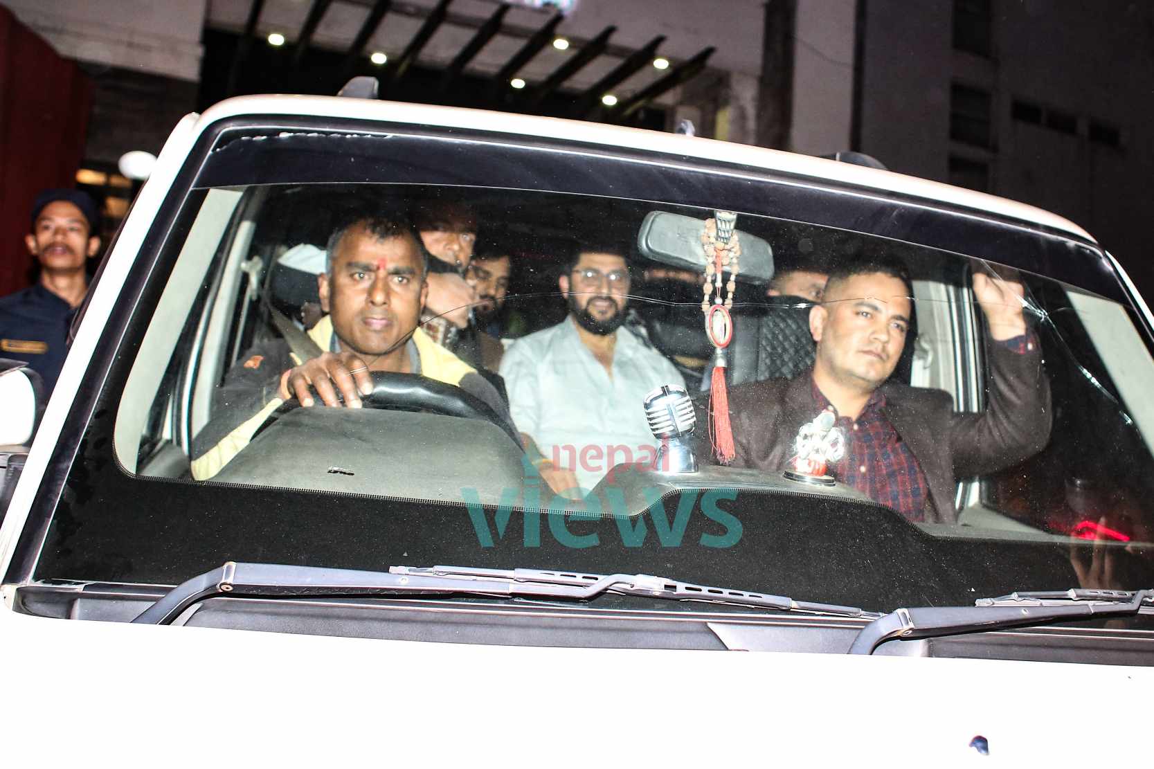 रविलाई थुनामा पठाउने आदेश खारेजीको माग गर्दै रास्वपा सर्वोच्चमा