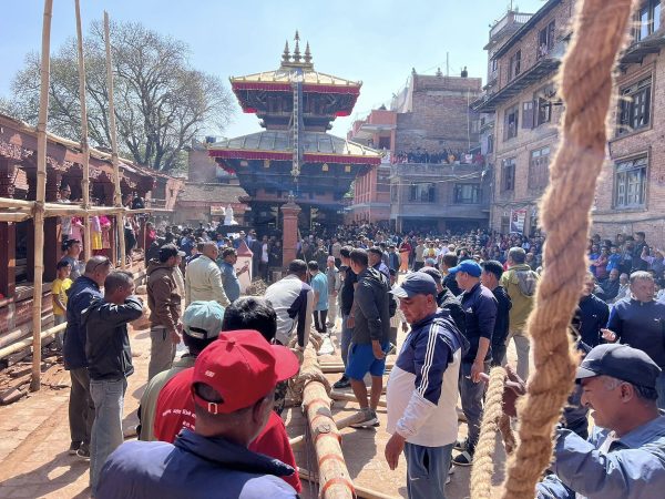जिब्रो छेड्ने जात्राको पूर्वतयारी : हात नभएको लिङ्गो उठाइयो