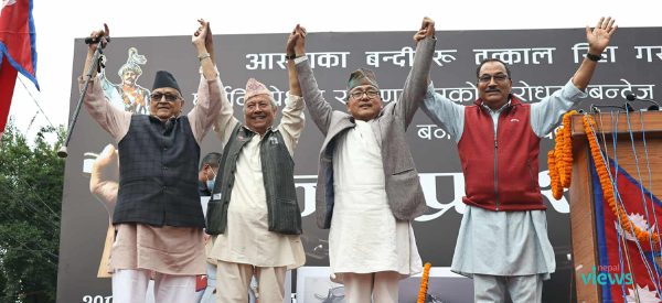 राजावादी आन्दोलन : समर्थक सुक्दै, नेतृत्व जुट्दै