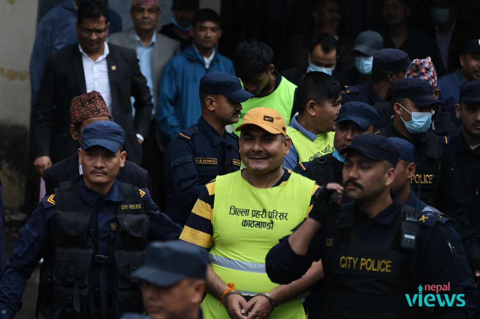 दुर्गा प्रसाईंलगायत ८ जनाविरुद्ध कर्तव्य ज्यान मुद्दा दर्ता