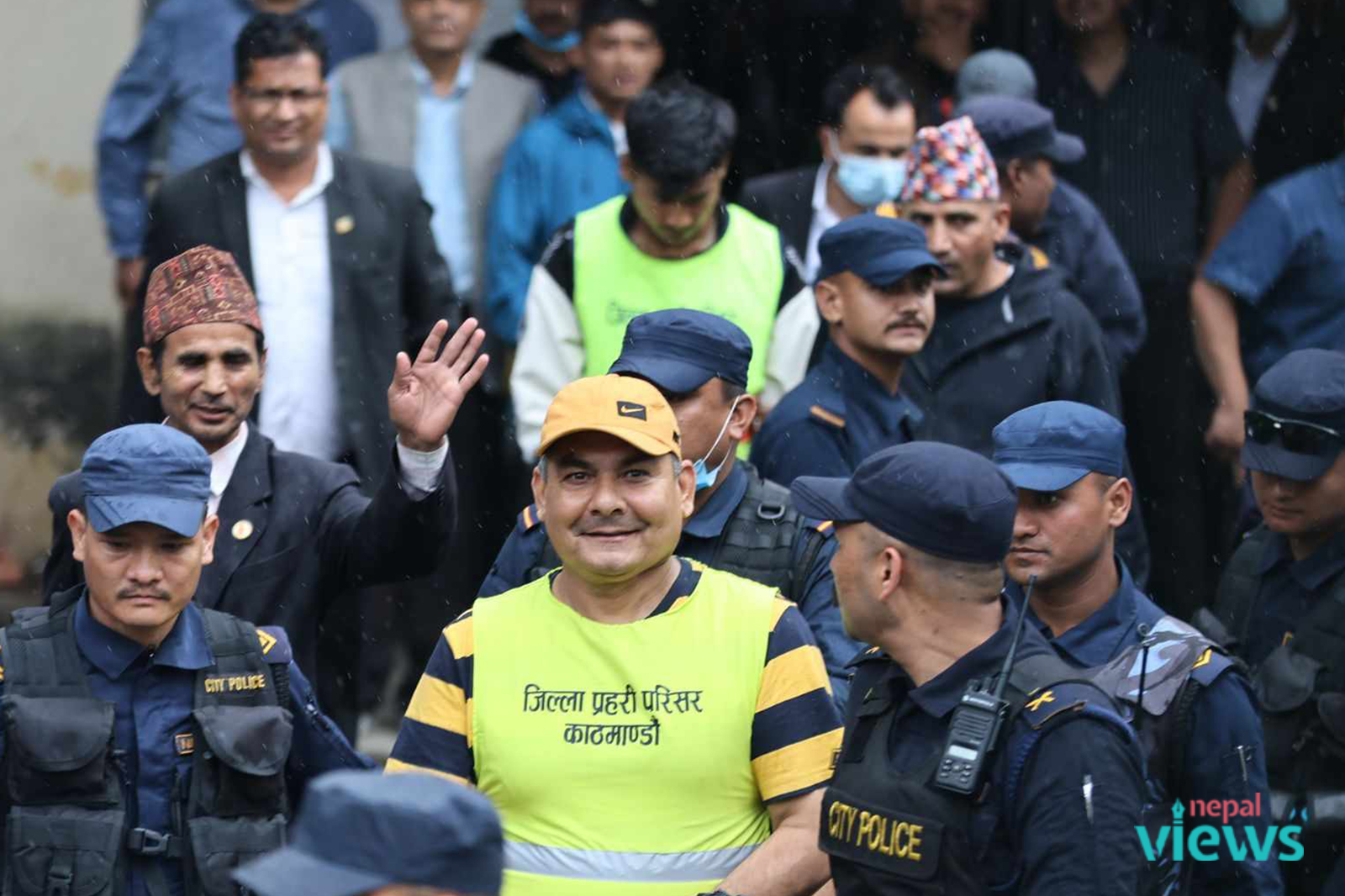दुर्गा प्रसाईंलाई उपचारको व्यवस्था गर्न अदालतको आदेश