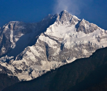 कञ्चनजङ्घा बेस क्याम्प जाने क्रममा दुई फ्रान्सेली पर्यटकलाई लेक लाग्यो, हेलिकोप्टरमार्फत उद्धार