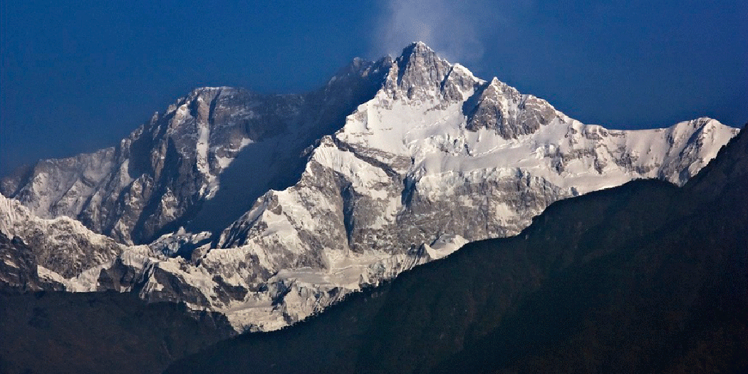 कञ्चनजङ्घा बेस क्याम्प जाने क्रममा दुई फ्रान्सेली पर्यटकलाई लेक लाग्यो, हेलिकोप्टरमार्फत उद्धार