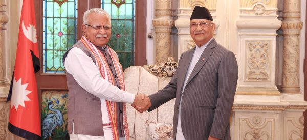 प्रधानमन्त्रीसँग भारतीय विद्युत्‌मन्त्रीको भेट