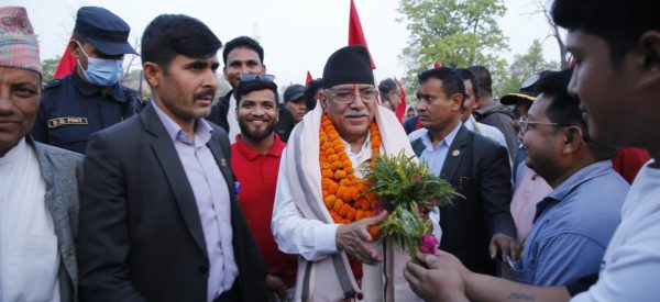 माओवादी केन्द्रको जागरण अभियान : प्रचण्डसहितको टोली बर्दघाटमा