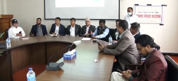 सरकारलाई निजामती ट्रेड युनियनको चेतावनी – समस्या समाधान नगरे आन्दोलनमा जान्छौँ