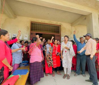 पाल्पामा विद्यालय खोल्न अभिभावकको दबाब