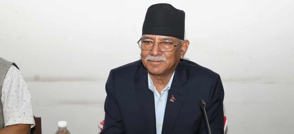 नीतिगत निर्णयमा प्रवेश गरेकोमा अख्तियारले जवाफ दिनुपर्छ – प्रचण्ड