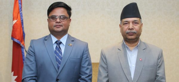 उपराष्ट्रपति यादव र बङ्गलादेशी कार्यवाहक राजदूतबीच द्विपक्षीय सम्बन्धका विविध आयामबारे छलफल