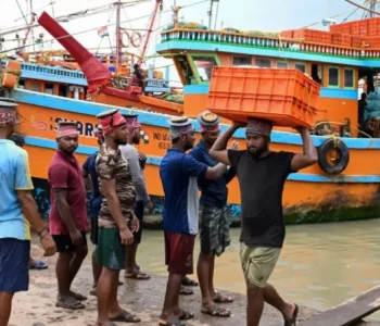 भारतले बंगलादेशबाट बन्दरगाह हुँदै आउने सामानमा प्रतिबन्ध लगायो