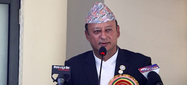 विद्युत्‌को शुल्क बुझाउने विषयमा विवाद आउनु लज्जास्पद : मन्त्री खड्का