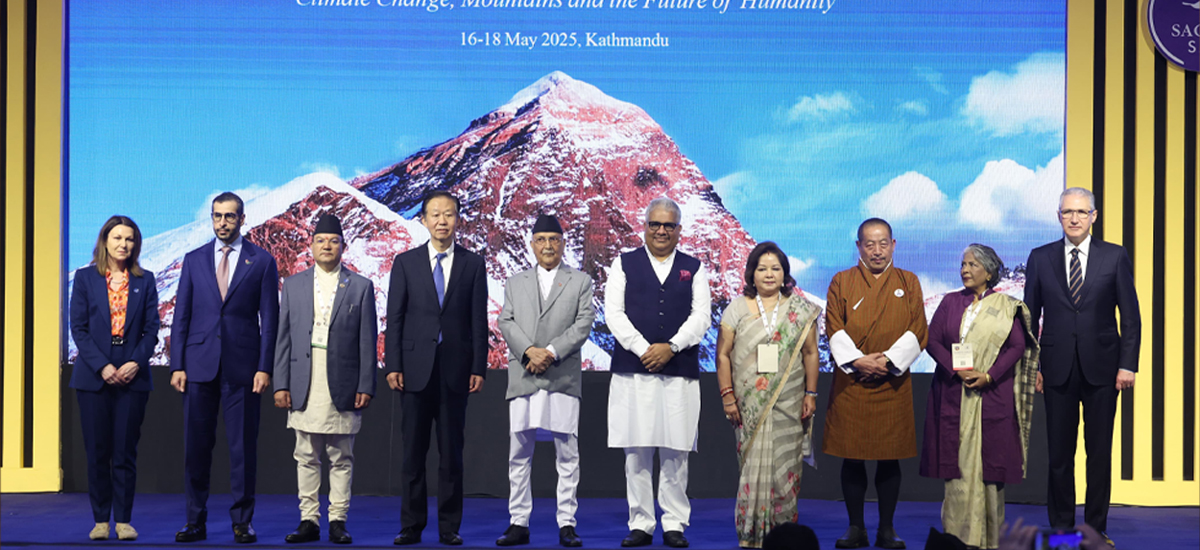 हिमालहरू जोगाउनु पृथ्वी, महासागर र स्वयं मानवता जोगाउनु हो : प्रधानमन्त्री