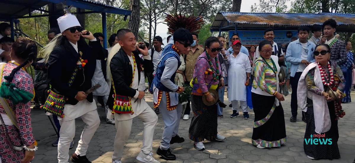 हात्तीवनमा मनाइयो उभौली (तस्वीरहरू)
