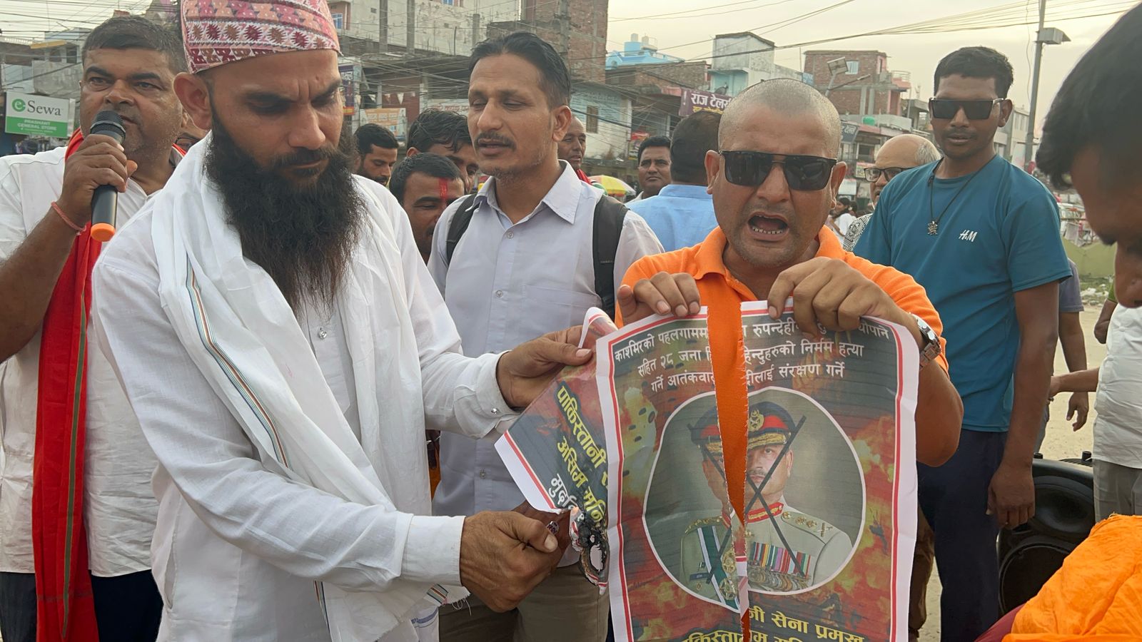 सिरहामा नेपाल-पाकिस्तान मित्र पार्कको विरोध