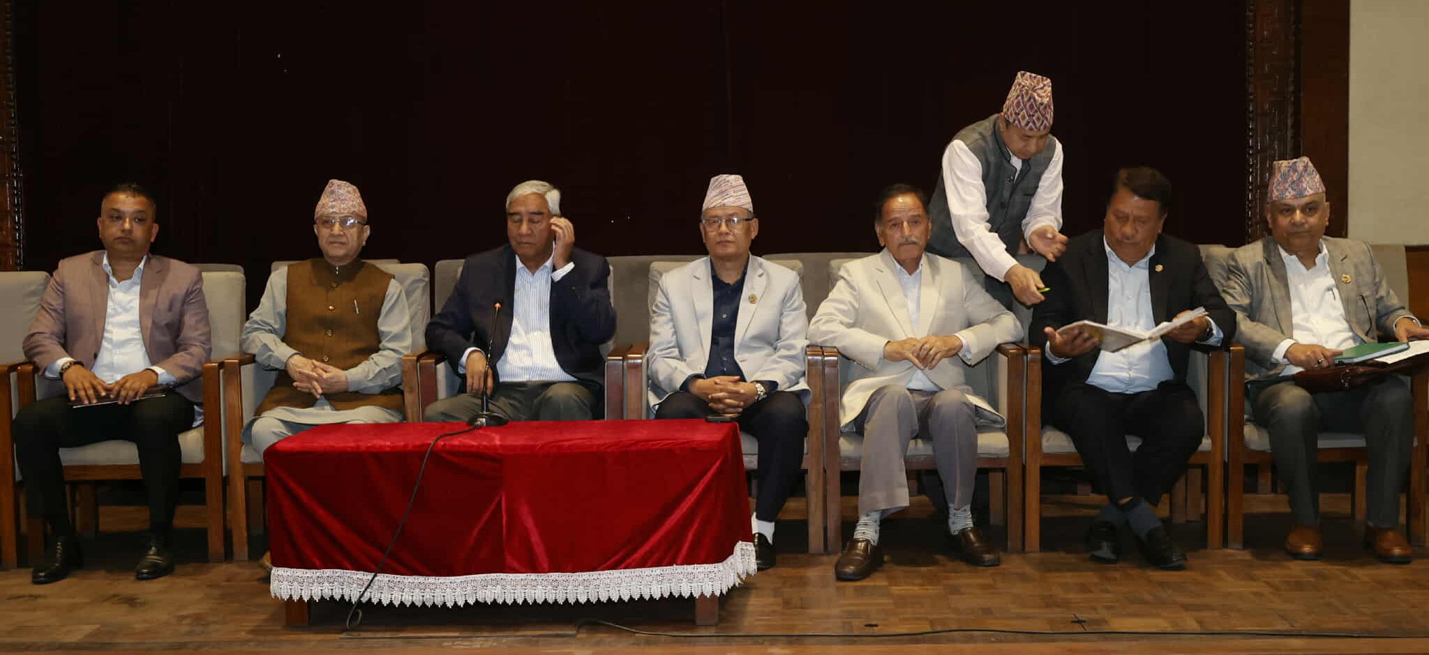 काङ्ग्रेसले सकारात्मक र रचनात्मक सुझावसहित नीति तथा कार्यक्रमको समर्थन गर्ने