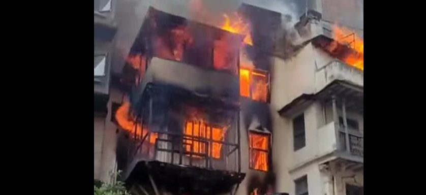 काठमाडौंको मखनटोलमा आगलागी