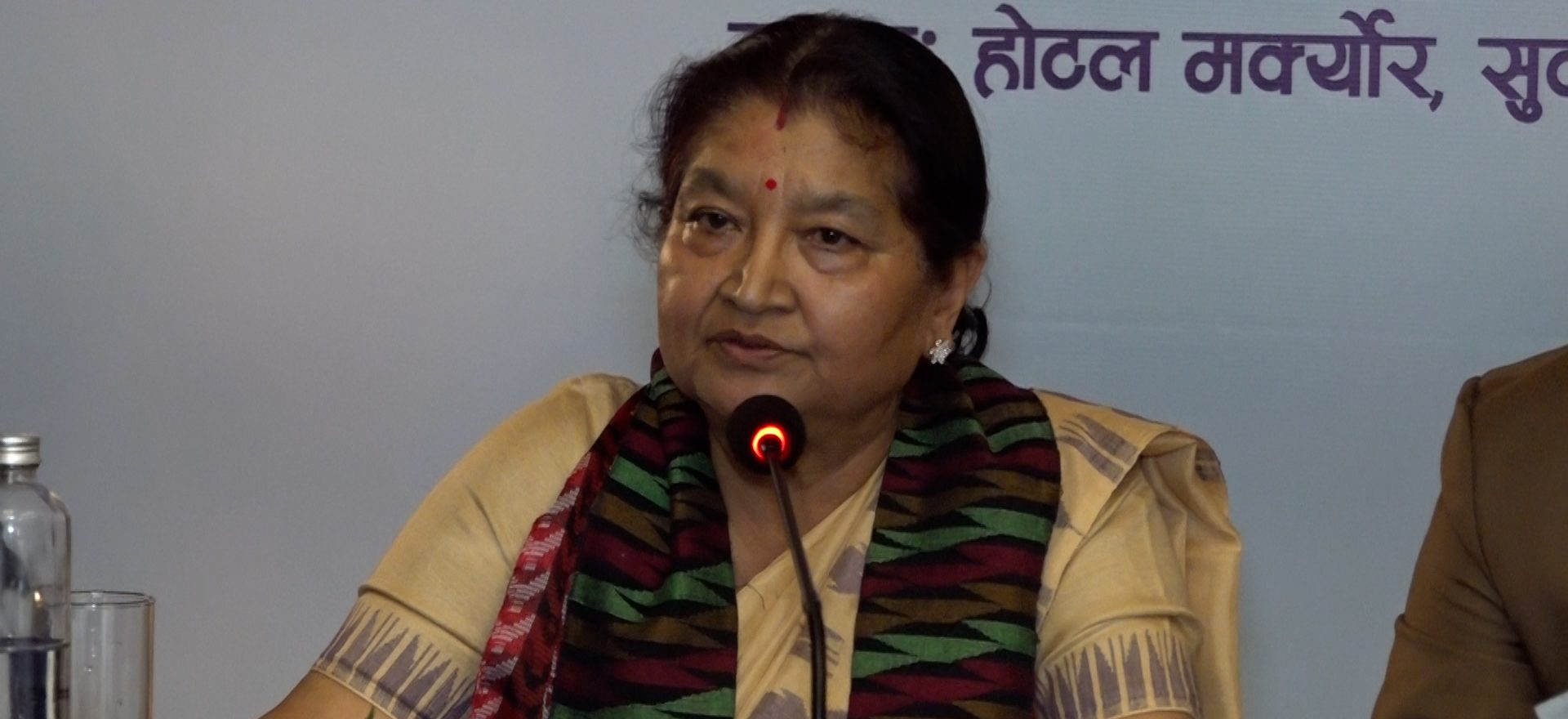 मलाई ओलीले ‘राजनीतिमा आऊ’ कहिल्यै भन्नुभएको छैन : राधिका शाक्य