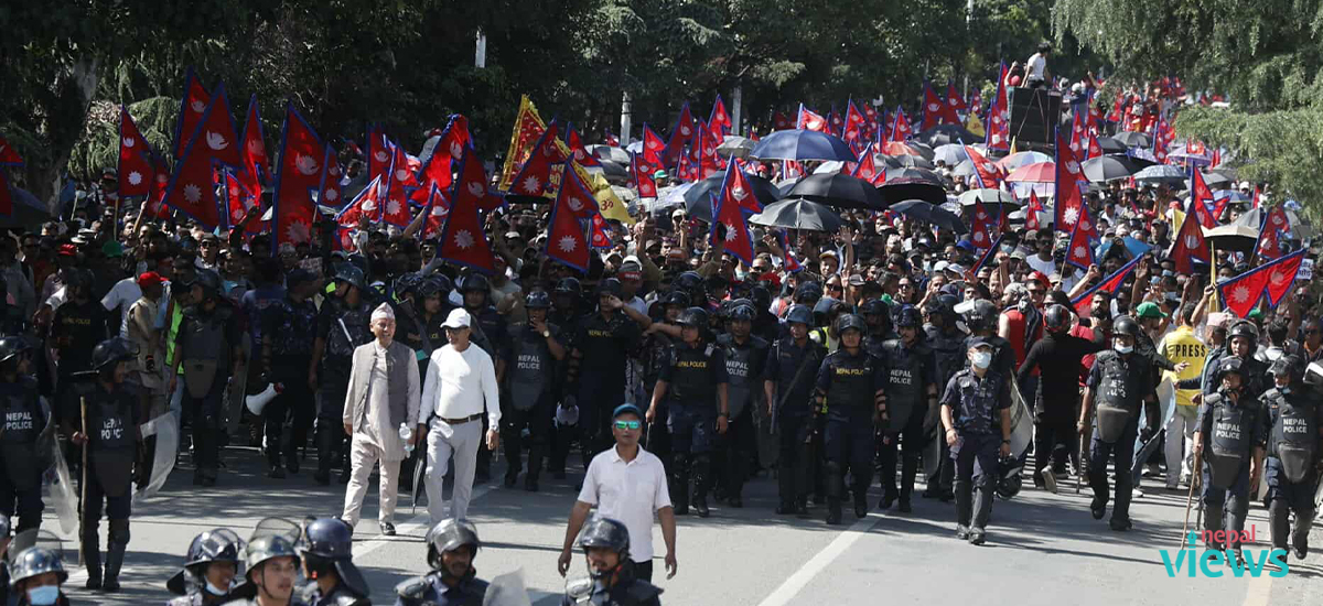 राजावादी समूहको टुँडिखेल परिक्रमा (तस्वीरहरू)