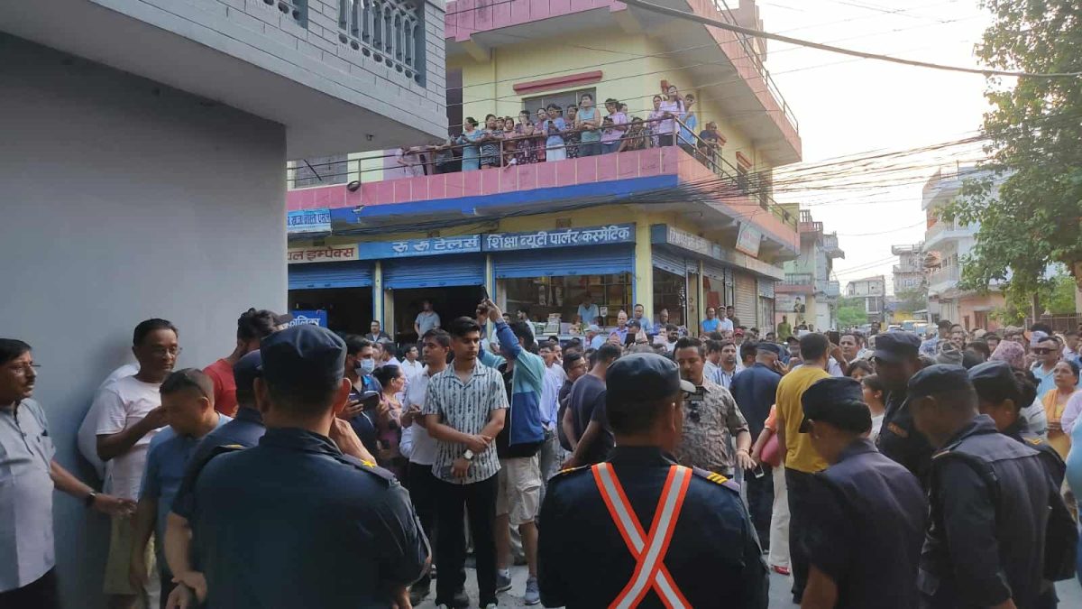रविको रिटमाथि आदेश आउनै लाग्दा रुपन्देही कारागारमा रास्वपा कार्यकर्ताको भिड
