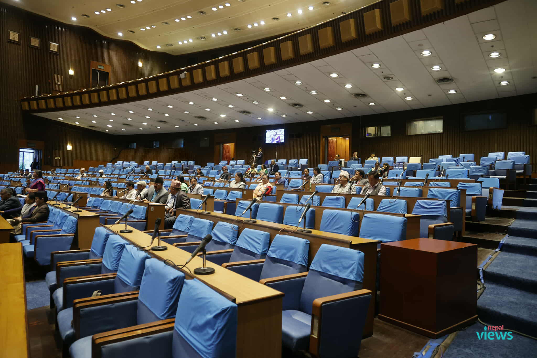 एक सातासम्मका लागि संसद बैठक स्थगित