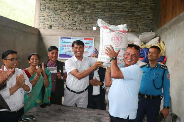 गुल्मिमा पहिलो पटक स्थानीय ‘धुर्कोटे चामल’ बजारमा