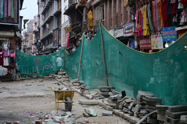 काठमाडौं महानगरले भदौ मसान्तसम्म सडक र फुटपाथ खन्न रोक्यो