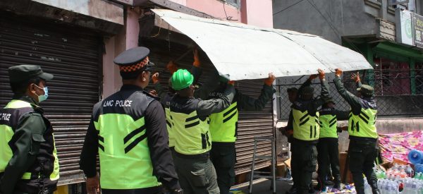 ललितपुर महानगरले हटाउन थाल्यो अनधिकृत संरचना (तस्वीरहरू)