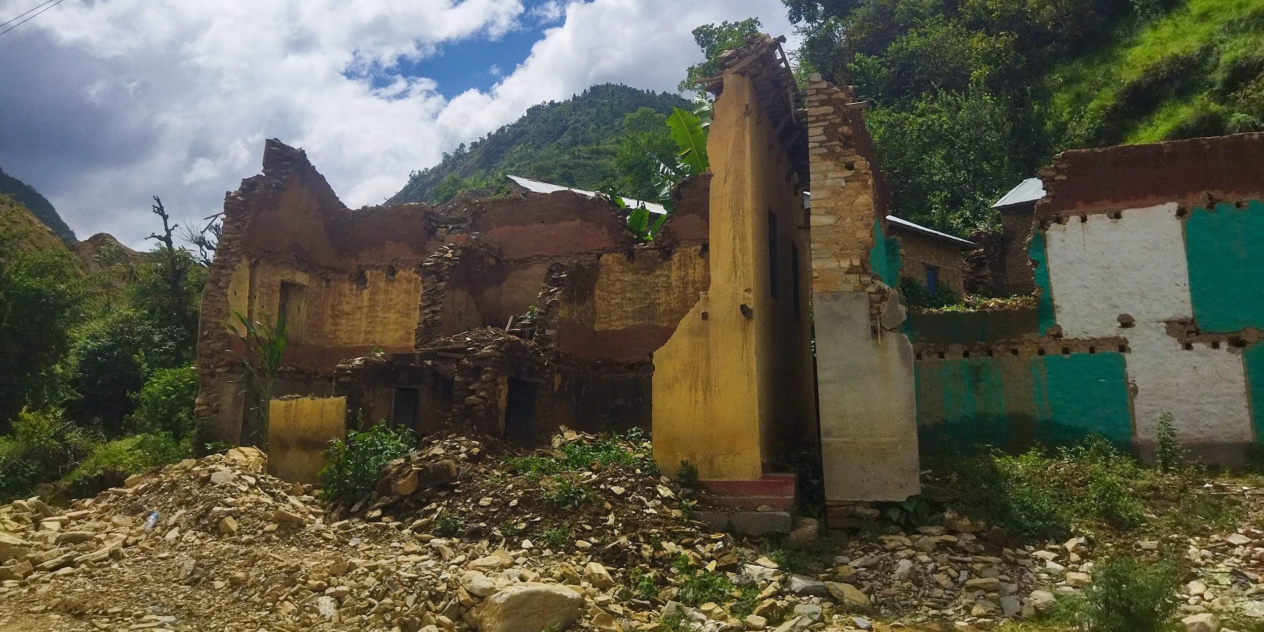 अझै पुनःनिर्माण हुन सकेन बाढीले बगाएको पनौतीका संरचना (तस्वीरहरू)