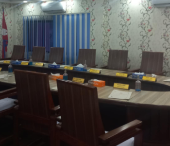 कतै देखिएनन् आर्थिक मामिलामन्त्री काफ्ले, सारिएको समयमा पनि सुरु हुन सकेन बजेट भाषण
