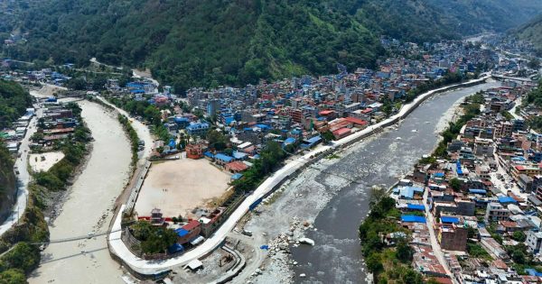 चक्रपथ स्तरोन्नतिपछि चिटिक्क देखिएको बेनीबजार