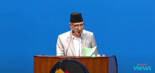 संसद्‌मा अर्थमन्त्रीले जवाफ दिइरहँदा रास्वपाको निरन्तर नाराबाजी