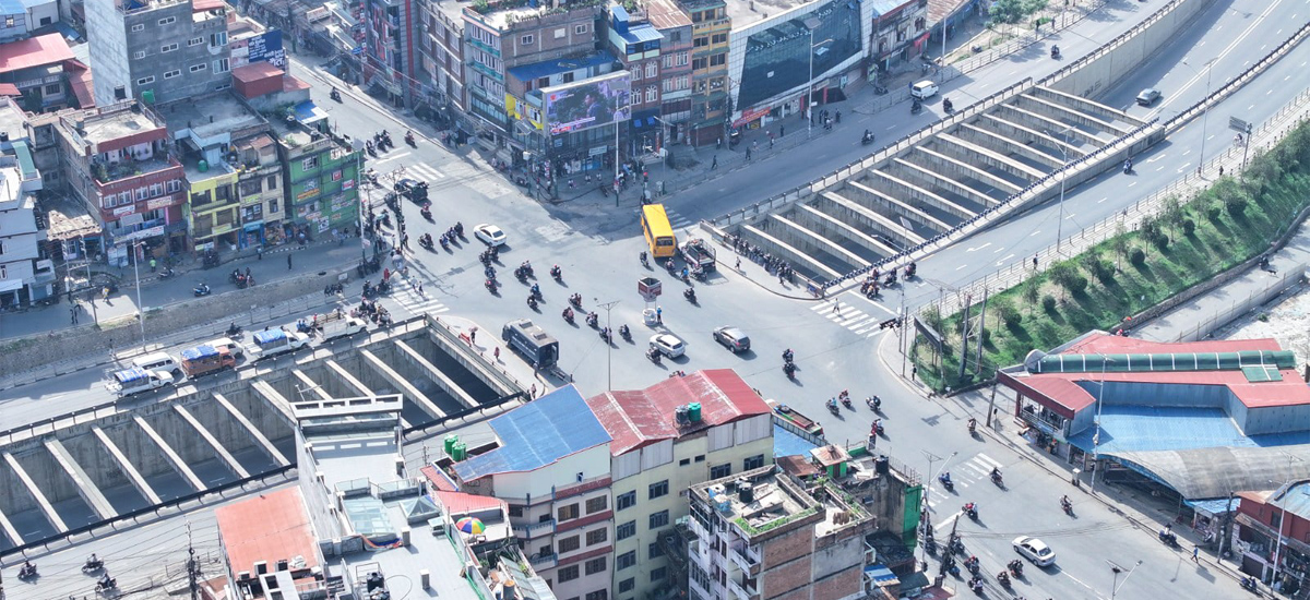 खाली सडक, हैरानी खेप्दै सर्वसाधारण (तस्वीरहरू)