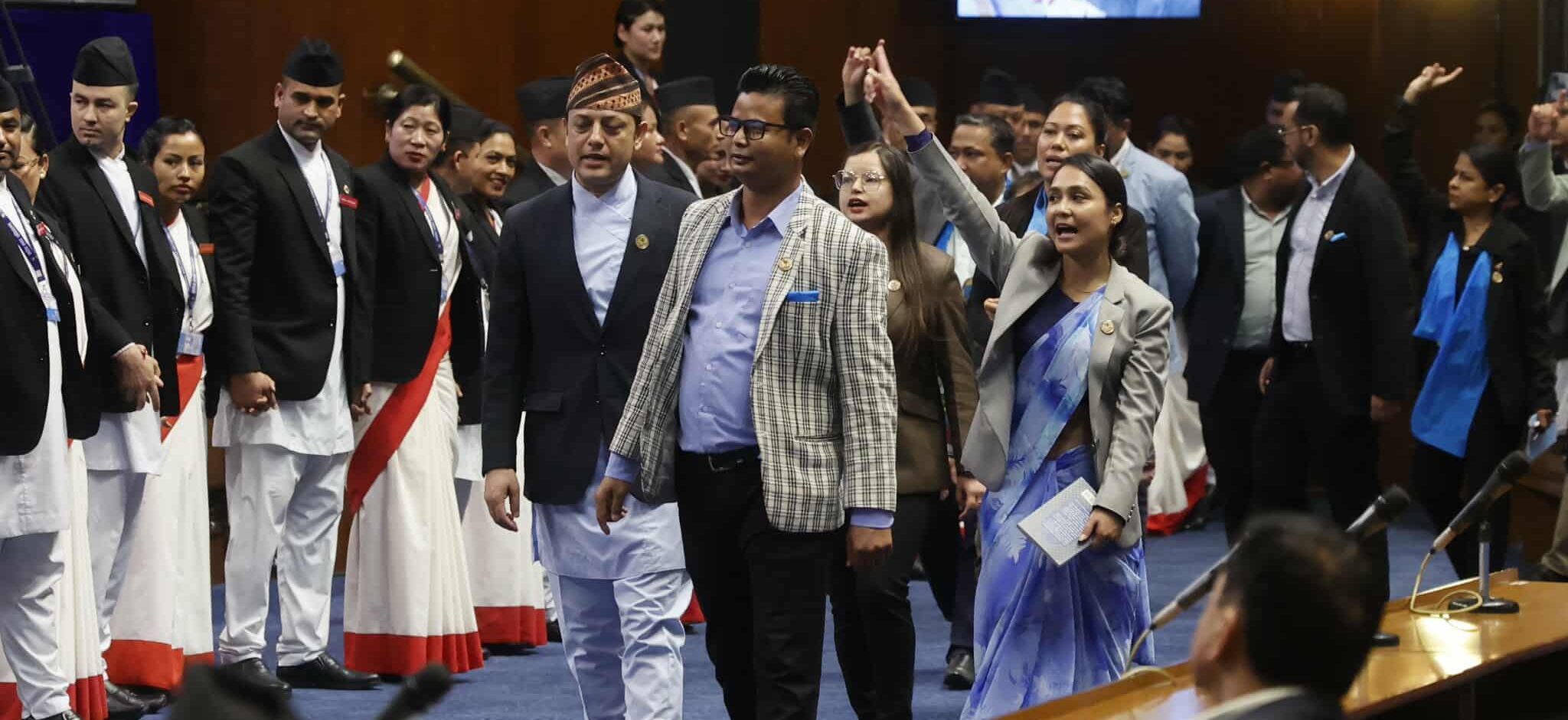 रास्वपाको अवरोध र राप्रपाको बहिस्कारबीच संसद्‌मा बजेटमाथि छलफल (तस्वीरहरू)