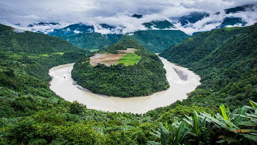 चीनले ब्रह्मपुत्र नदीमा बनाउन थाल्यो बाँध