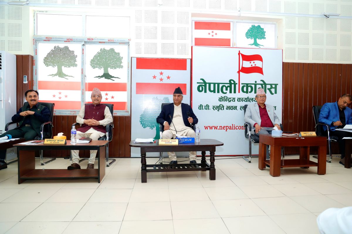 एमालेसँगको गठबन्धनमा दृढ, महाधिवेशनबारे अनिर्णित