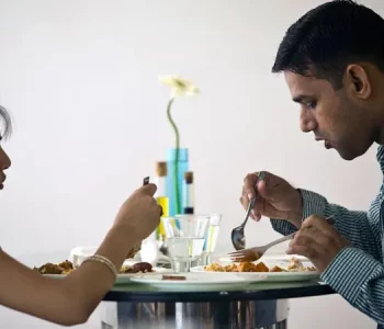 खाना कसरी खाने ? छिटो या ढिला