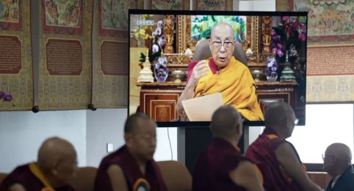 दलाई लामा : जसले  अब १५ ‌औँ पुनर्जन्म लिनेछन्