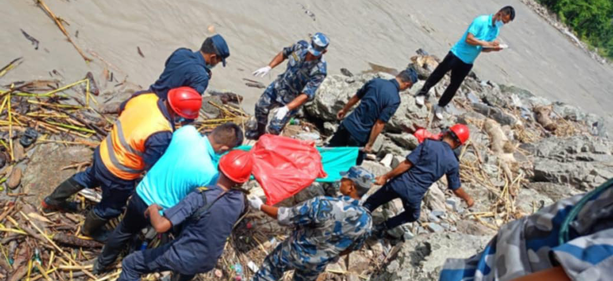 त्रिशूली नदीमा भेटियो एक पुरुषको शव